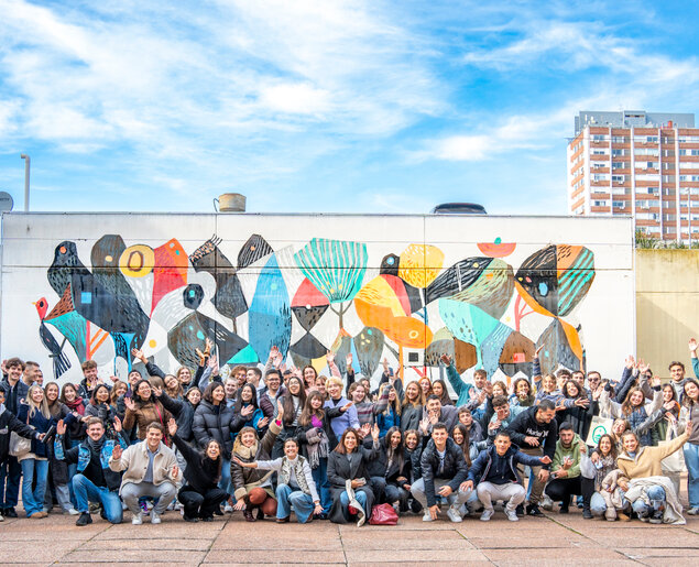 Universidad abierta al mundo